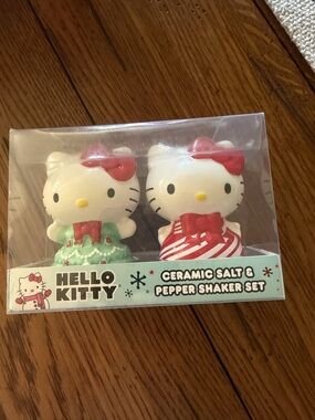 Hello Kitty Red & Green Ceramic Salt and Pepper Shaker Set